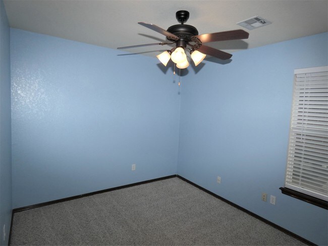 Foto del edificio - 2605 NW 163rd St