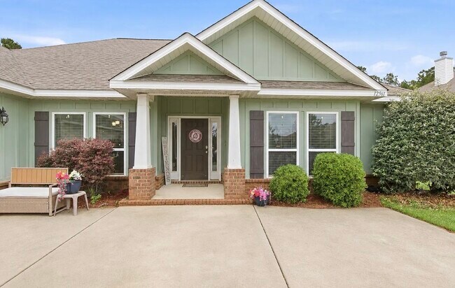 Foto del edificio - 12561 Waxwing Ave