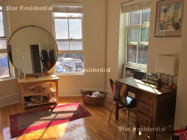 Primary Photo - 125 Warren Ave