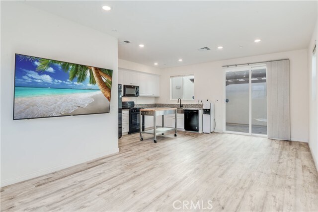 Building Photo - 24512 Channel Ct