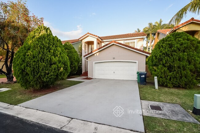 Building Photo - 10381 SW 139th Ct