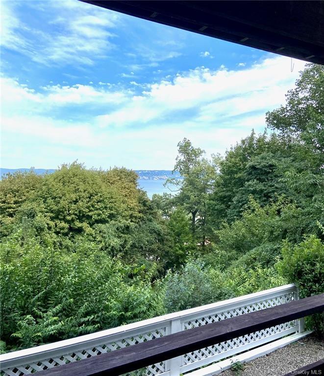 26 Terrace Dr, Nyack, NY 10960 House Rental in Nyack, NY