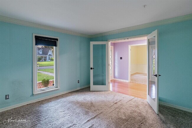 Foto del edificio - "Luxurious 4-Bed Retreat with Pool & Fireplace in Bossier City - Your Dream Home Awaits!"