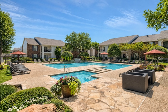 Building Photo - Villas at Waterchase Apartments