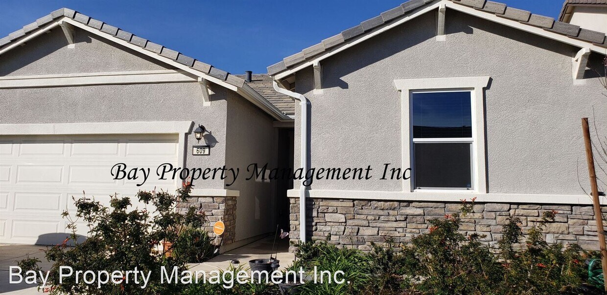 Primary Photo - 3 br, 2 bath House - 609 Summerfield Dr.