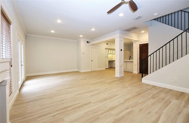 Building Photo - 2555 Bering Dr