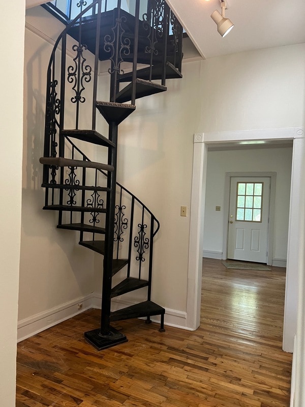 Foto del edificio - 280 Dunlap Rd