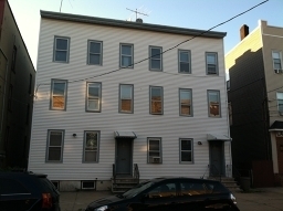 Building Photo - 272-274 2nd St