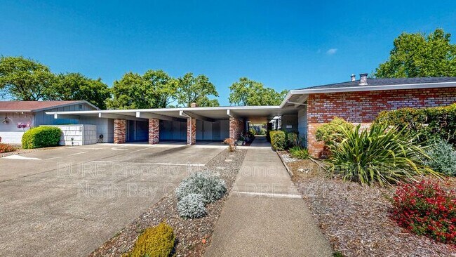 Foto del edificio - 205 White Oak Dr