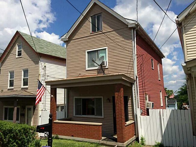 House front - 619 Blanton St