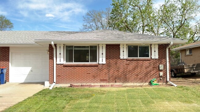 Photo - 30 S Pierce St House