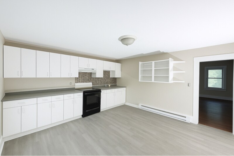 Primary Photo - 211 Old Rte 22