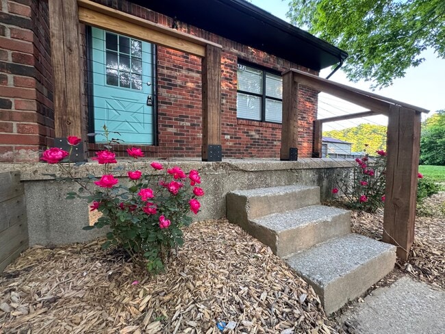 Building Photo - 15002 Old Taylorsville Rd