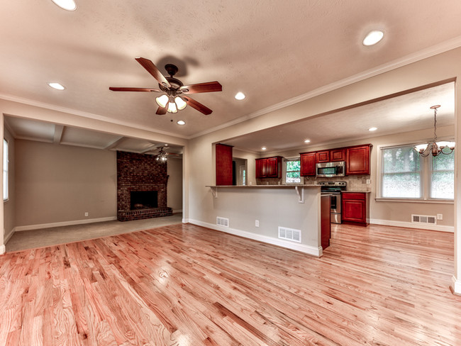 Foto del edificio - Remodeled 3 Bedroom Brick Ranch in Acworth