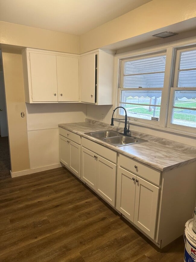 Foto del edificio - 3bd Single Water/Sewer Included Section 8