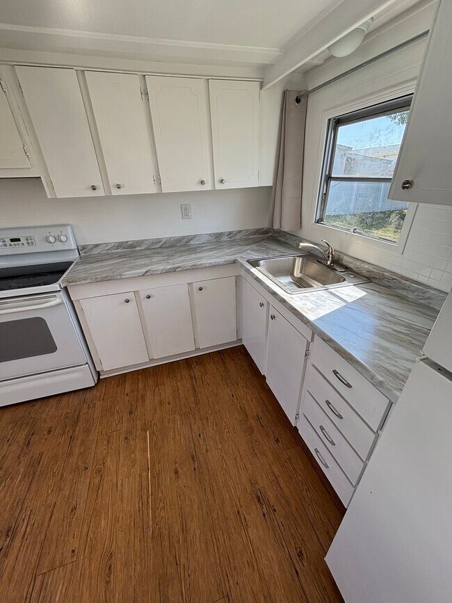 Foto del edificio - 1 bedroom 1 bath mobile home