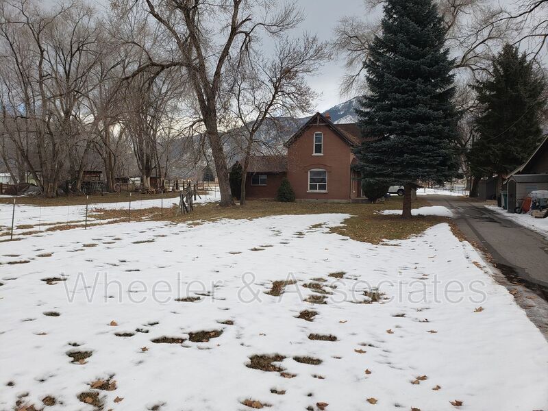 Primary Photo - 1174 N Harrisville Rd