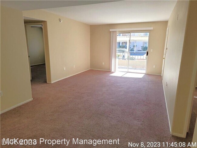 Building Photo - 2 br, 2 bath House - 7885 W Flamingo Rd #1102