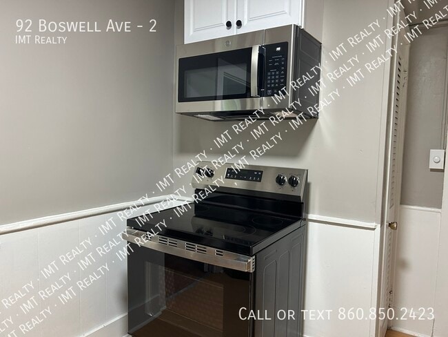 Foto del edificio - 92 Boswell Ave