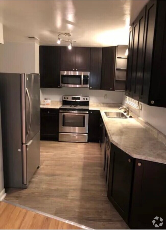 Sunset Knoll Apartments under 2,976 Muncie, IN 4 Rentals