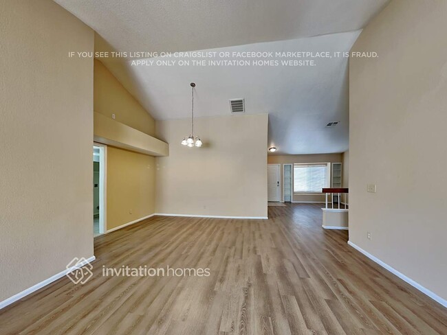 Building Photo - 4932 W McRae Way