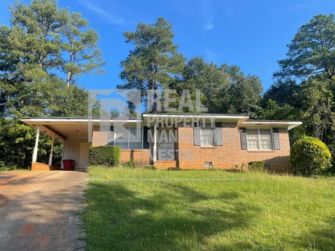 2049 Cherokee Ct, Macon, GA 31217 House Rental in Macon, GA