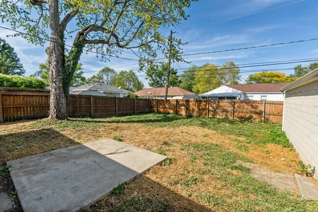 Foto del edificio - Charming Ranch Home in Brookshire Park — 3...