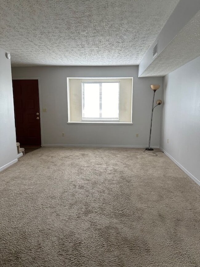 Foto del edificio - 2 Bedroom / 1.5 Bath Townhouse, Kingsport TN