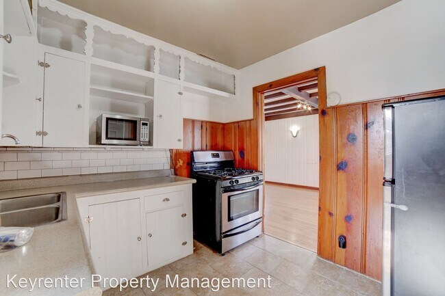 Foto del edificio - 2 br, 1 bath House - 1421 S College Ave