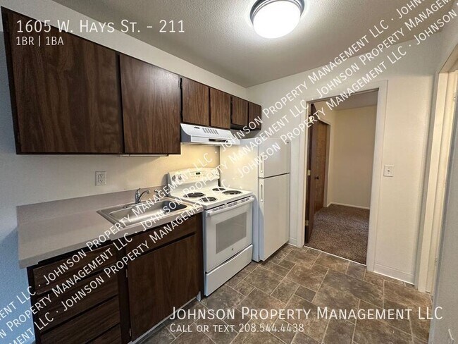 Building Photo - 1605 W Hays St