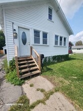 Building Photo - 337 Roxford Rd N