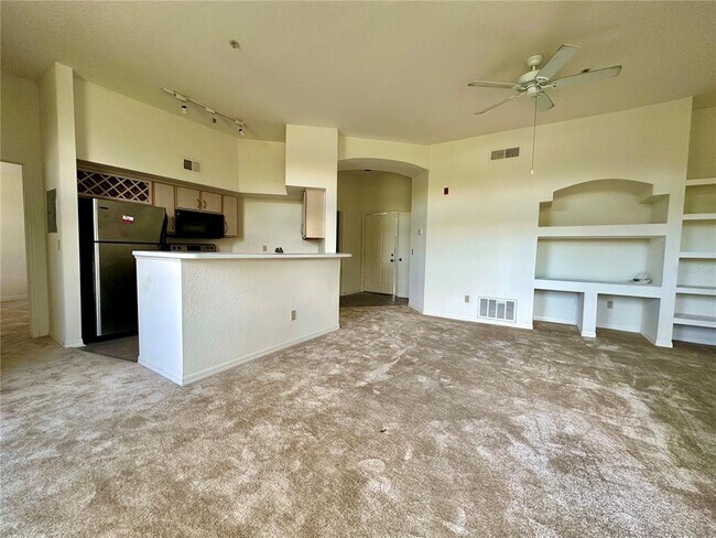 Foto del edificio - 7210 Westpointe Blvd