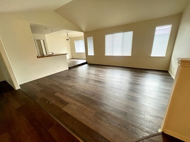 Foto del edificio - Lovely Single Level 3 Bedroom home in Redmond!