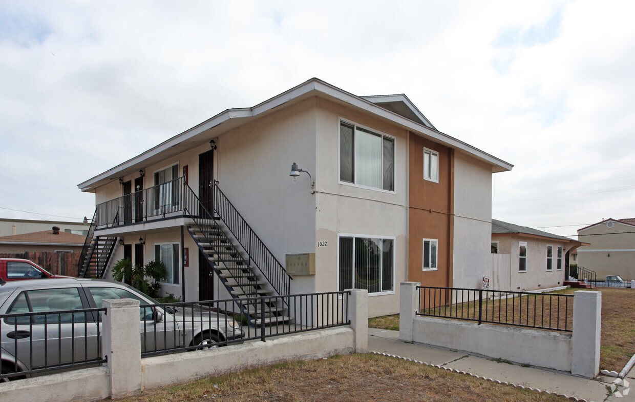 Primary Photo - 1022 Donax Ave