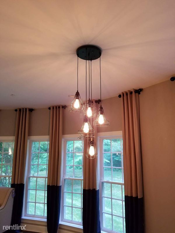 Foto del edificio - 1 br, 1 bath House - 6505 Grainger Ter