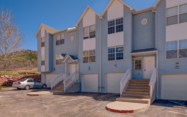 Building Photo - 52 Vale Cir