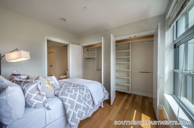 Foto del edificio - 601 Albany St