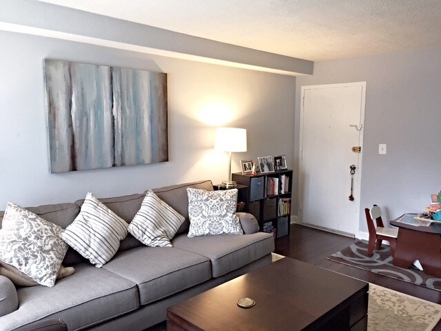 Foto principal - 2036 N Woodrow St