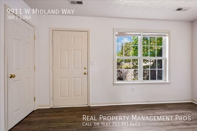 Building Photo - 9911 W Midland Way