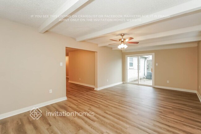 Foto del edificio - 1231 Rutherford Dr