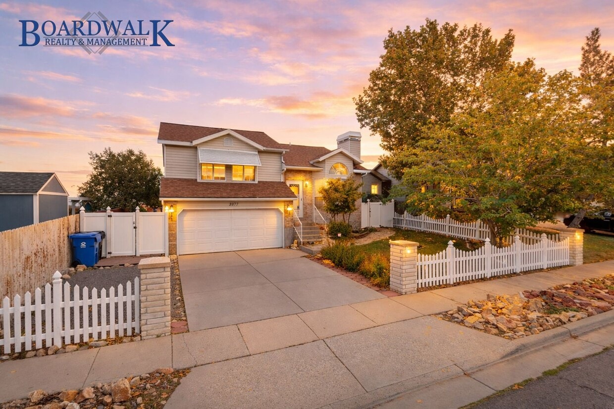 Photo - 5677 S Esprit Dr