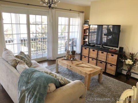 Foto principal - 22 Deerfield St