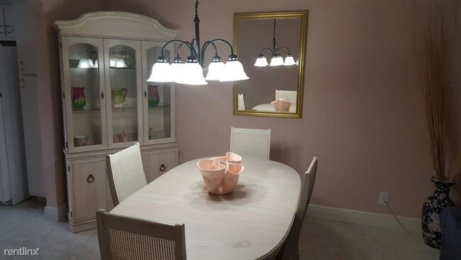 Foto del edificio - 2000 S Federal Hwy