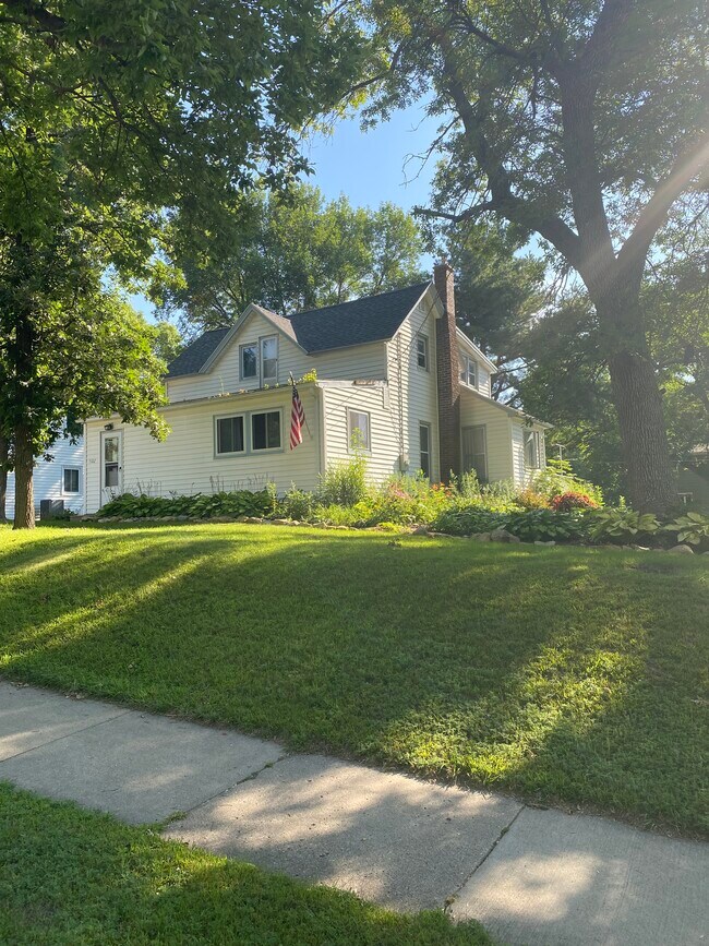 Foto del edificio - 1502 Lakewood Ave