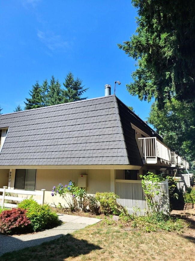 Building Photo - 1Bd/1Ba North Juanita Condo