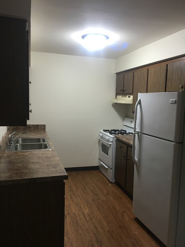 Building Photo - 6945-6951 TA Investments, LLC #1