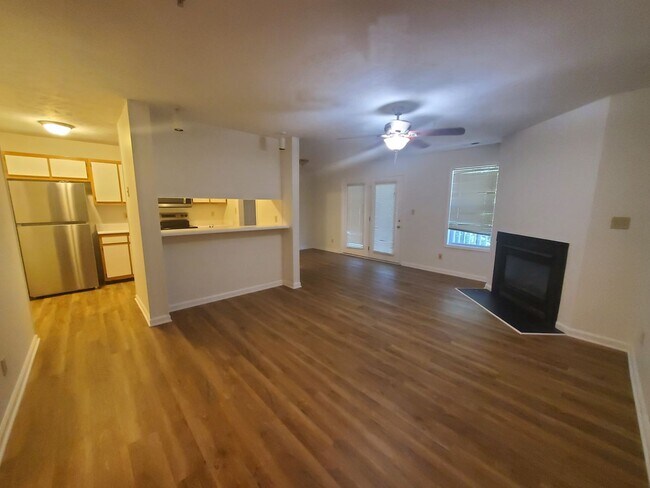 Foto del edificio - 267 Waterdown Dr