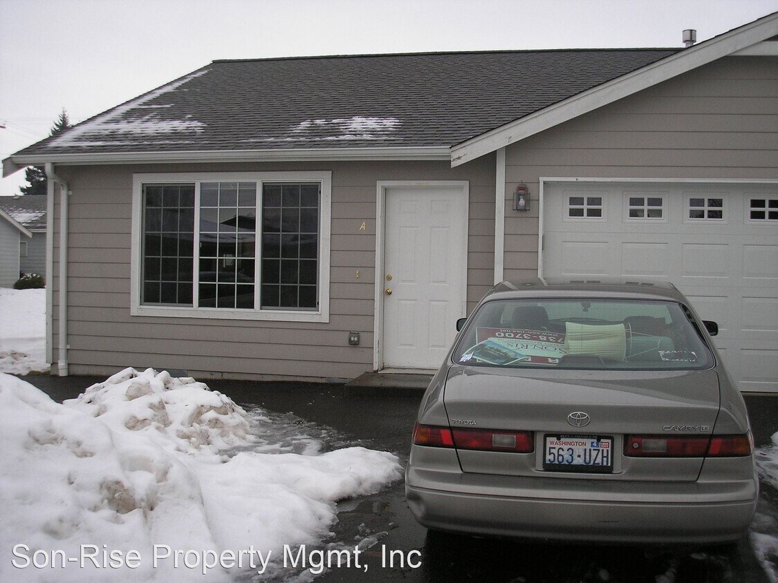 345 Cedar Dr, Lynden, WA 98264 Apartment for Rent in Lynden, WA