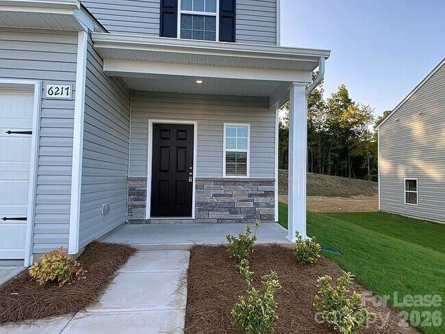 Foto del edificio - 6217 Ahoskie Dr