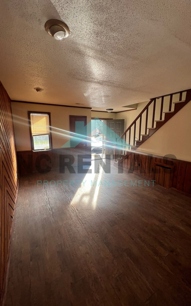 Foto del edificio - 340 Vista Cir